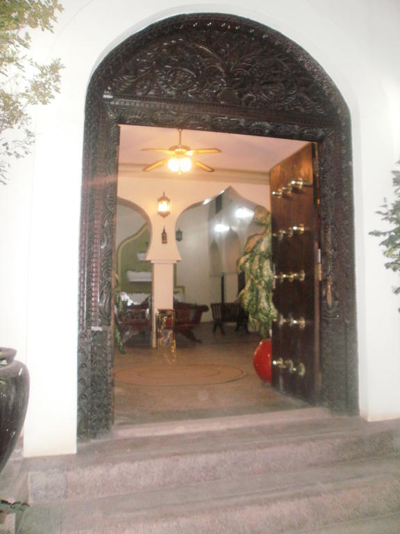 Asmini Palace Hotel Zanzibar Екстериор снимка